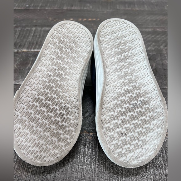 Carters Oshkosh Toddler Boys Shoes - Picture 2 of 9